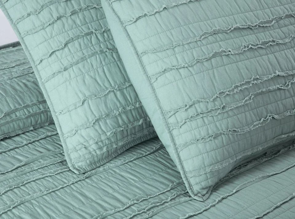 Chezmoi Collection Katy 3-Piece Cotton Quilt Set Frayed Edge Striped Bedspread - Image 4 of 4