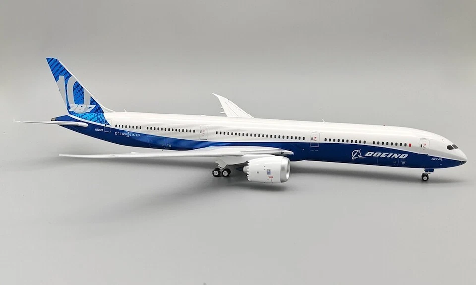 Boeing / Boeing 787-10 Dreamliner / N528ZC / IF78X528ZC / 1:200  - Image 2 of 3