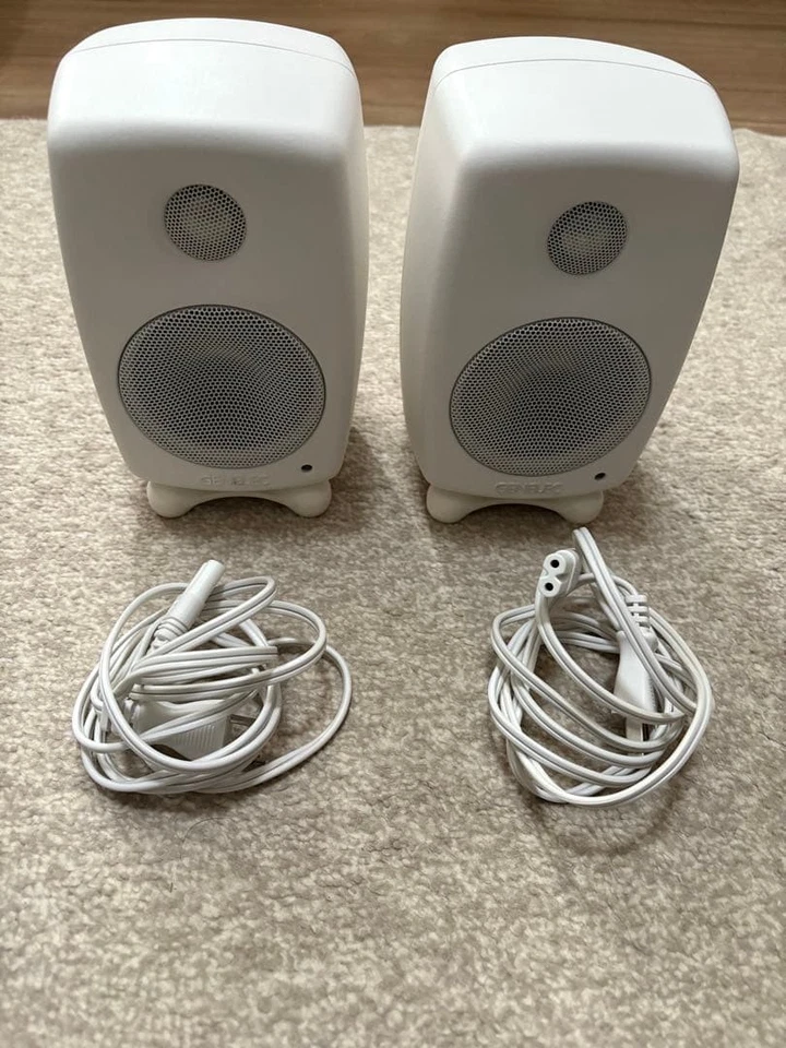 GENELEC G One White Active Speakers Powered Monitor Pair High-Quality Audio - Image 2 of 4