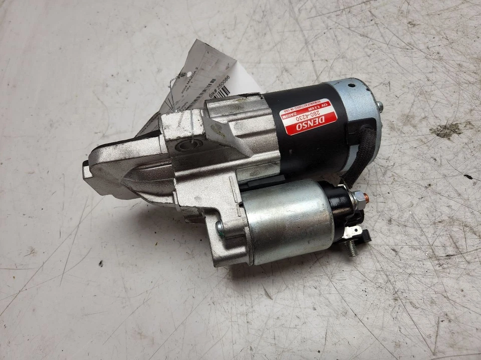 2004-2009 Mazda 3 Starter Motor OEM L32718400 - Image 3 of 4