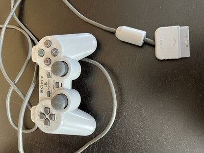 Controller 3 Stück, 1x Original Ps1 1x Original PS2, 1x Offbrand Ps 2