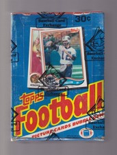 1982 Topps Football Wax Box BBCE Lawrence Taylor