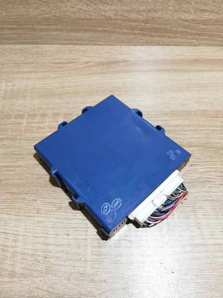 Toyota Corolla Verso 89618 0F020 MB123800 9021 Ignition Switch Lock Control Modu - Image 2 of 3