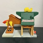 Vintage Fisher Price Little People Play Family Lift And Load Depot 1976