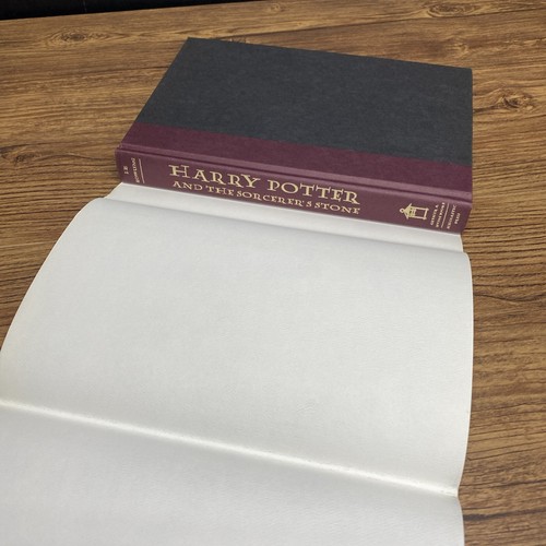Harry Potter and the Sorcerer's Stone, 1st Print, HCDJ, 1998, BCE LIKE NEW - Picture 6 of 7