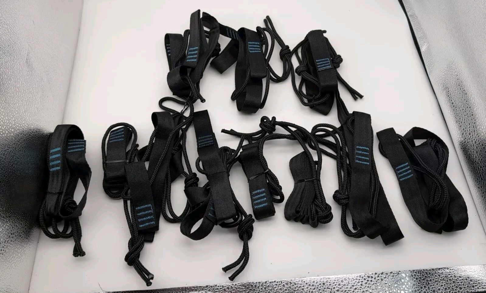 Equip Outdoor Hammock Straps Tied To A Tree Belt Accessories