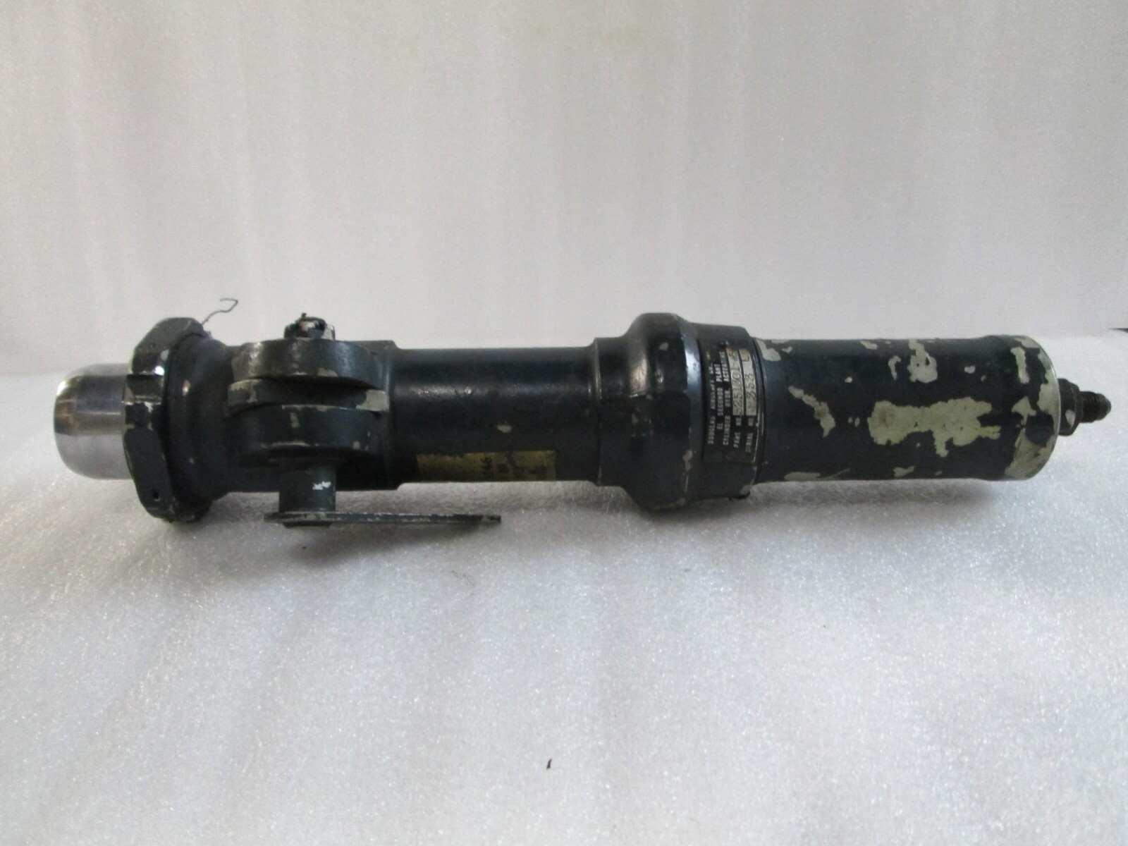 Douglas Aircraft Hydraulic Cylinder Actuator P/N 52513016 eBay