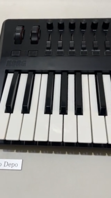 KORG TRITON taktile 49 Keys Synthesizer Tested/working | eBay