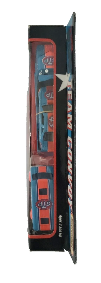 Matchbox Super Star Team Convoy Richard Petty #43 STP Racing 1/64 Vintage 1992 - Image 4 of 4