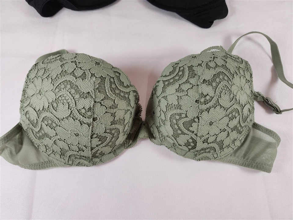 (3x) Sujetador Xhilaration 34B Negro Camiseta Sujetador y Verde y Negro Encaje Moda Sujetadores Foto 2 de 4