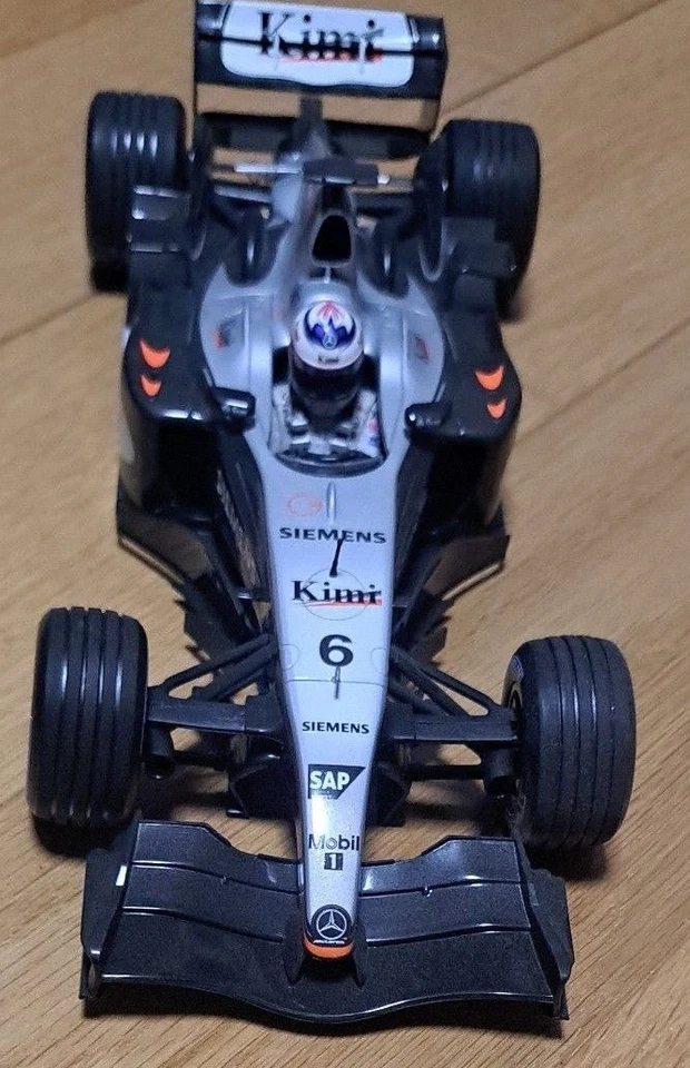 Minichamps 1/18 McLaren MP4-19 Kimi Raikkonen Model Car - Image 2 of 4