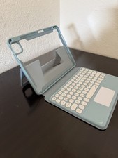 iPad Air case with detachable Bluetooth keyboard - perfect for school work