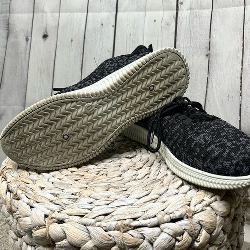 Kendall & Kylie Gym Training Sneakers Black and White Knit Size 10 - Picture 5 of 9