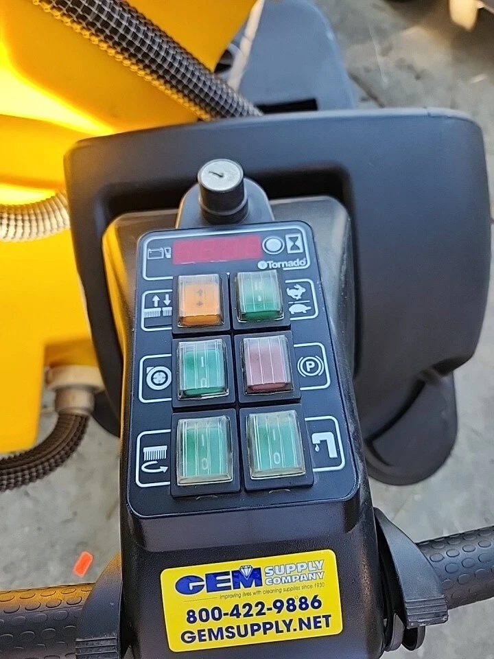 Tornado Scrubber ONLY PARTS  99792 24 V 1630 W S/N 2017003438 - Image 2 of 4