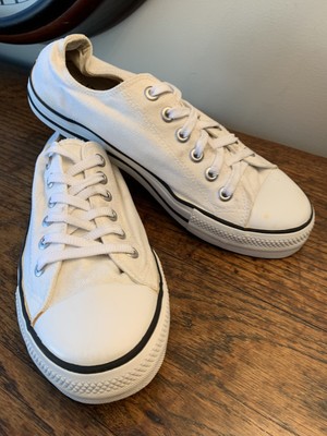 old navy white canvas shoes