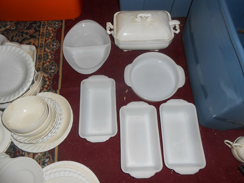 165 White Milk Glass Meakin Laughlin Syracuse Maddock Plates Carafes Bowls EX NR