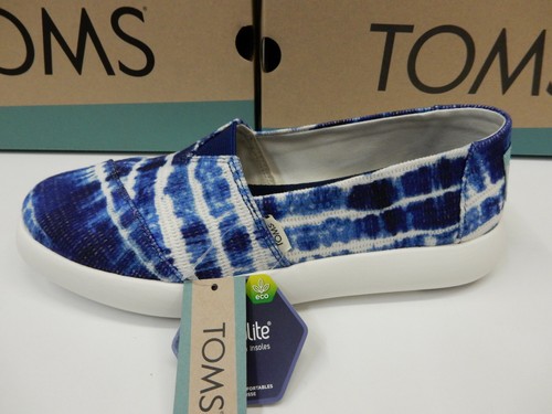 navy crochet toms