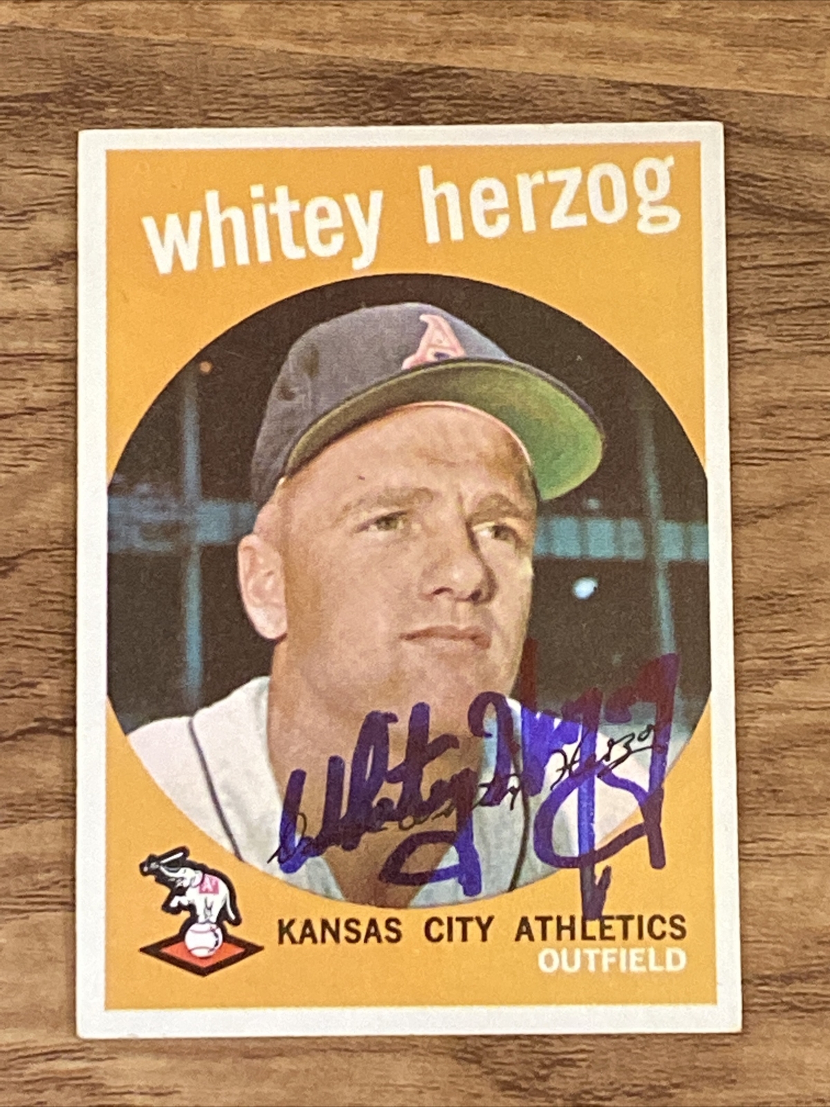WHITEY HERZOG 1959 Topps #392 AUTOGRAPHED Card ATHLETICS CARDINALS ROYALS HOF