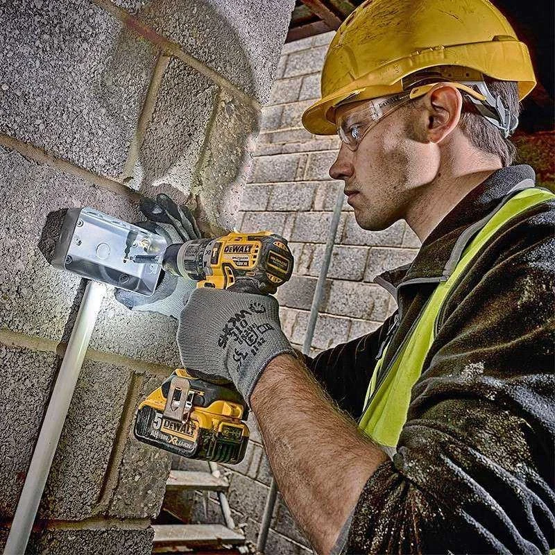 Perceuse-visseuse à percussion 18V DEWALT DCD796N-XJ Brushless - Photo 3/3