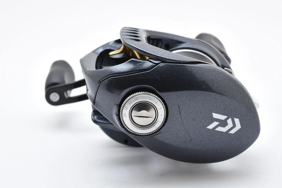 Daiwa Zillion Tw 1516 Lado Derecho Baitcasting Carrete Excelente De Jpn #2611 - Imagen 2 de 4