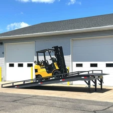 NEW 22-ft Portable Loading Dock Yard Ramp Forklift 32,000-lb Adjustable Height