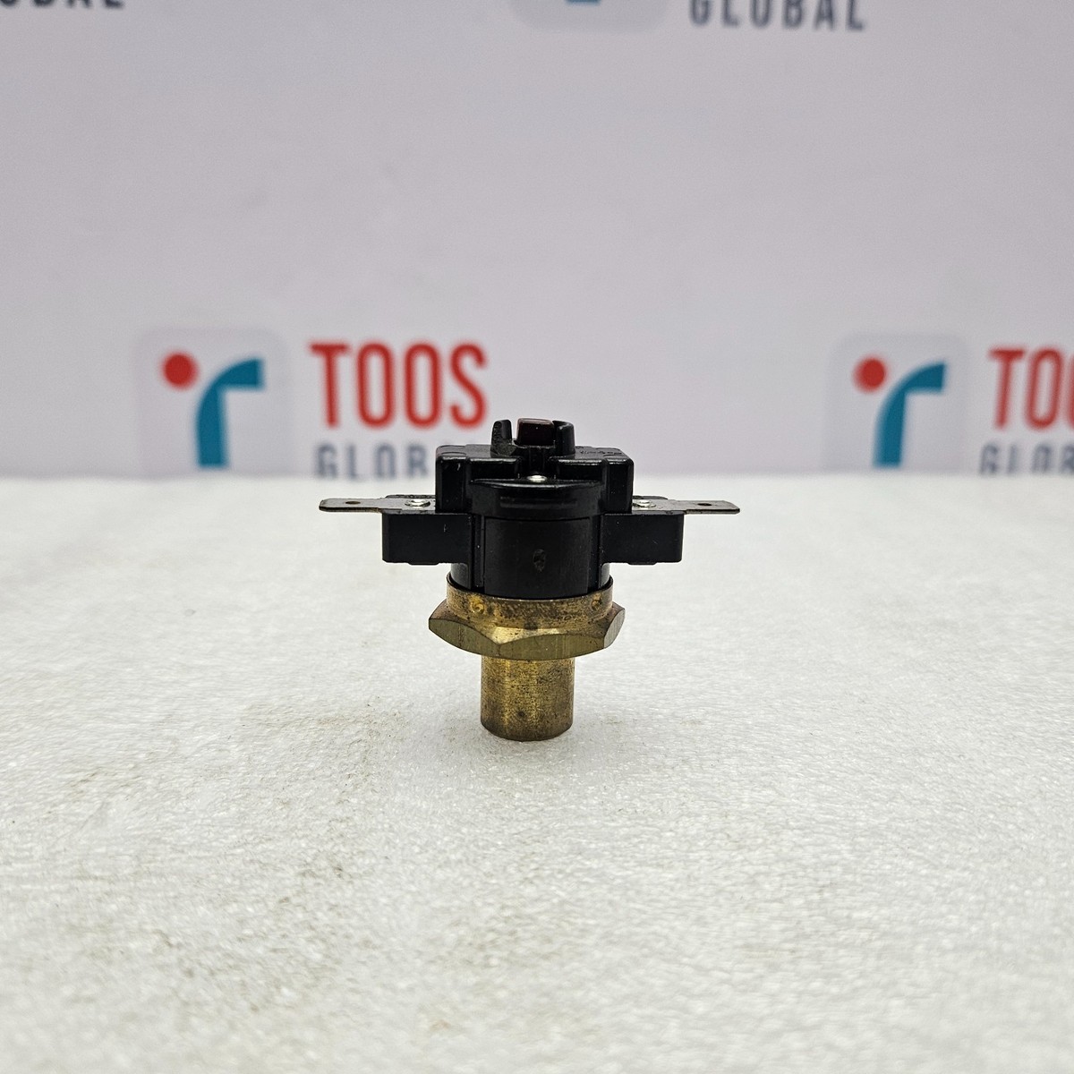 CHROMALOX 300-012172-006 MANUAL LIMIT SWITCH 60T35 LOT OF 2 NEW | eBay