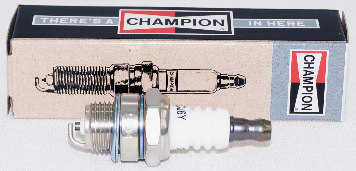 Champion Copper Plus 852 Spark Plug RCJ6Y