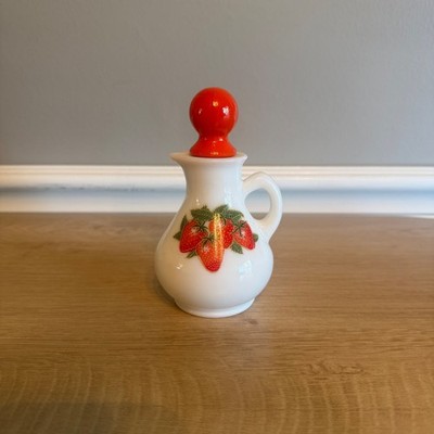 Vintage Avon Strawberries & Cream Bath Foam Milk Glass Cruet Decanter 4oz Bottle