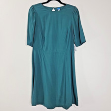 Old Navy Green Fit & Flare Dress Open Back Smocked L NWT Holiday