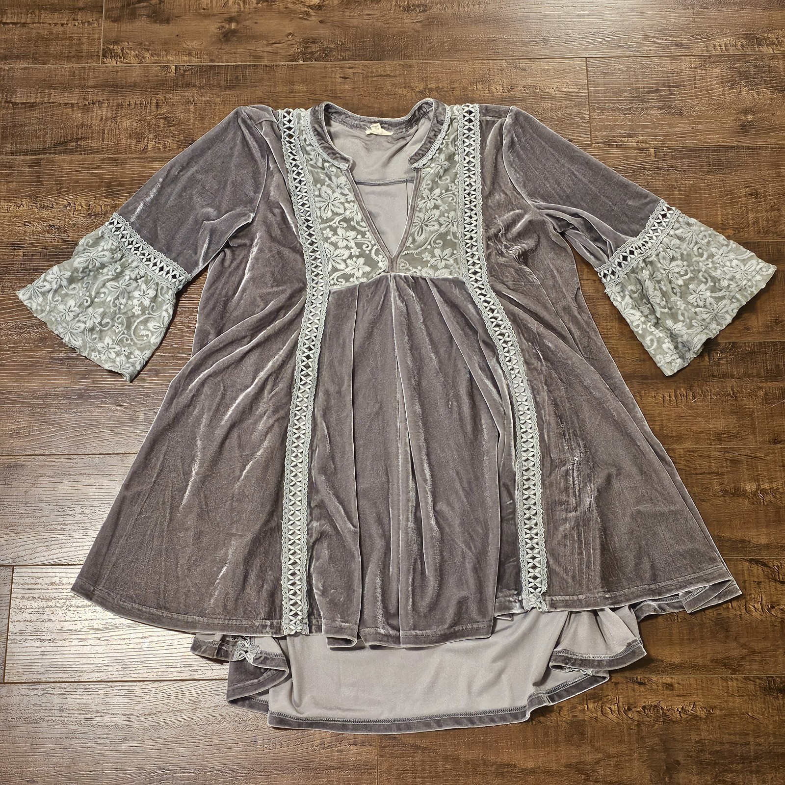 POL Womens Tunic Top Size S Gray Velvet Renaissance Fairy Romantic Boho Festival