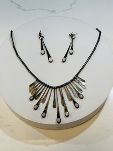 Native American Sterling Silver MOP Fan Necklace W/Matching Earrings 17 3/4”