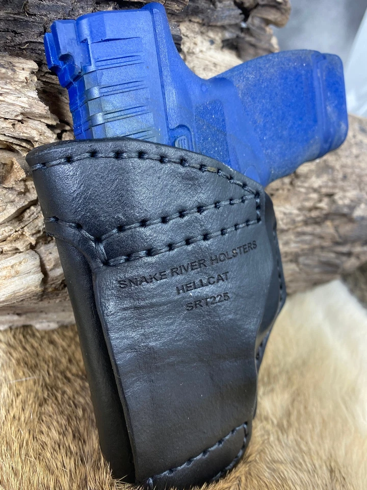 Leather Holster Taco Style for Springfield Armory Hellcat - Image 4 of 4