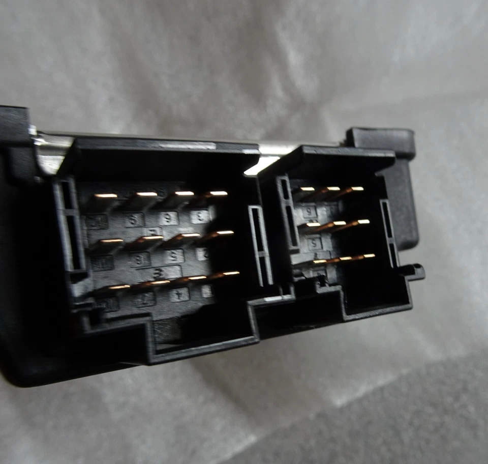 PORSCHE 991 TURBO S 2014 - 18 CONTROL UNIT ALL WHEEL TRANSMISSION 99161819526 29 - Image 3 of 4