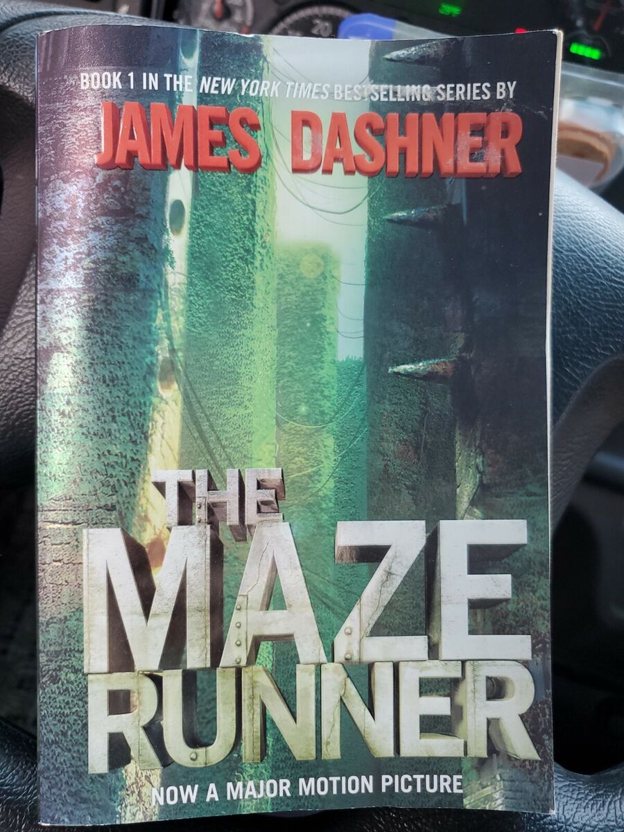 The Maze Runner (Book 1) by Dashner, James