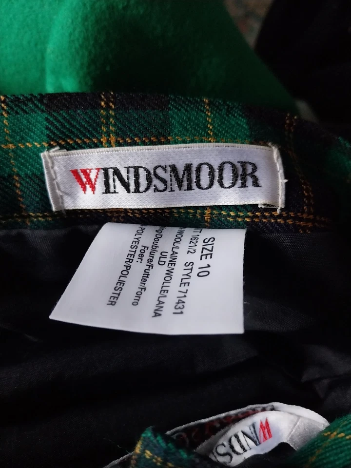 Windsmoor Plaid Pleated Skirt Size 10 Full Lined 100% Wool - Image 4 of 4
