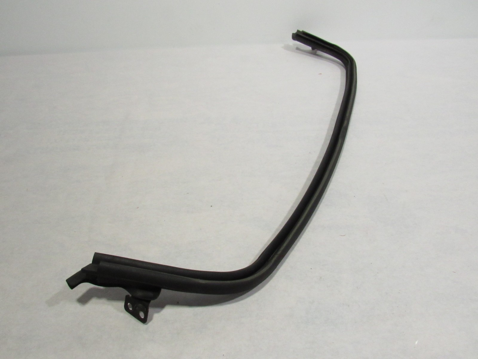 Ferrari 488 Spider 2017 Rear Internal Window Glass Seal Weather Strip 15-19 |@2