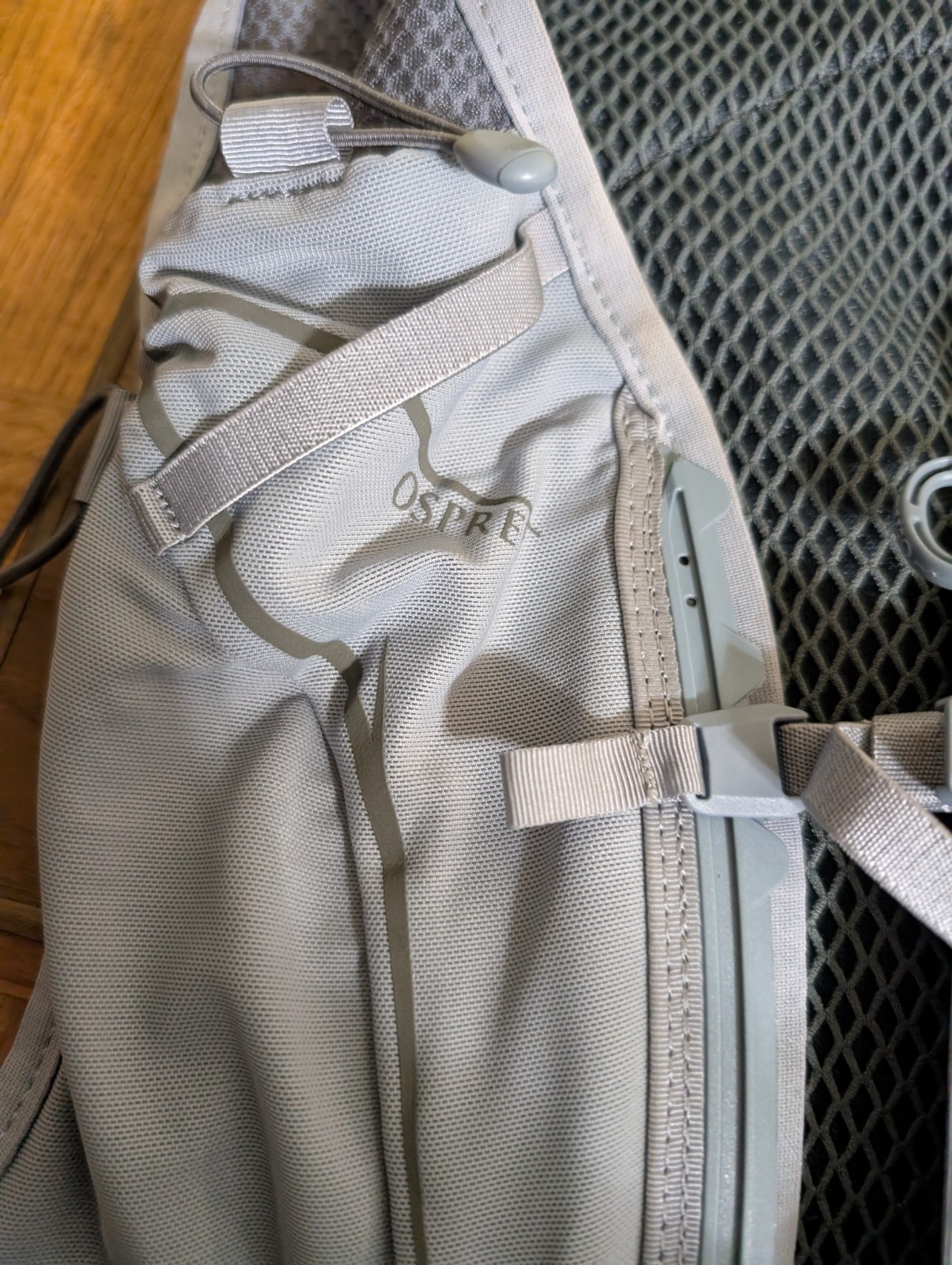 Osprey Dyna 1.5L Running Hydration Vest Duro Backpack As Is Lg 35-41 No Bladder 