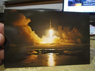 J26 Old Postcard FLORIDA Kennedy Space Center NASA Apollo 17 Space Launch Pad