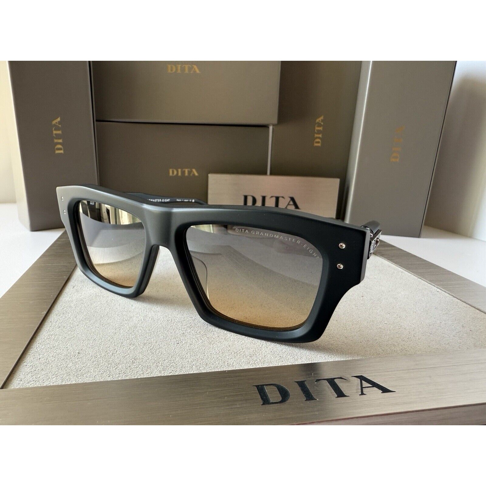 DITA GRANDMASTER EIGHT DTS 458-A-01 Matte Black Silver Gradient Lens Sunglasses 116890₽