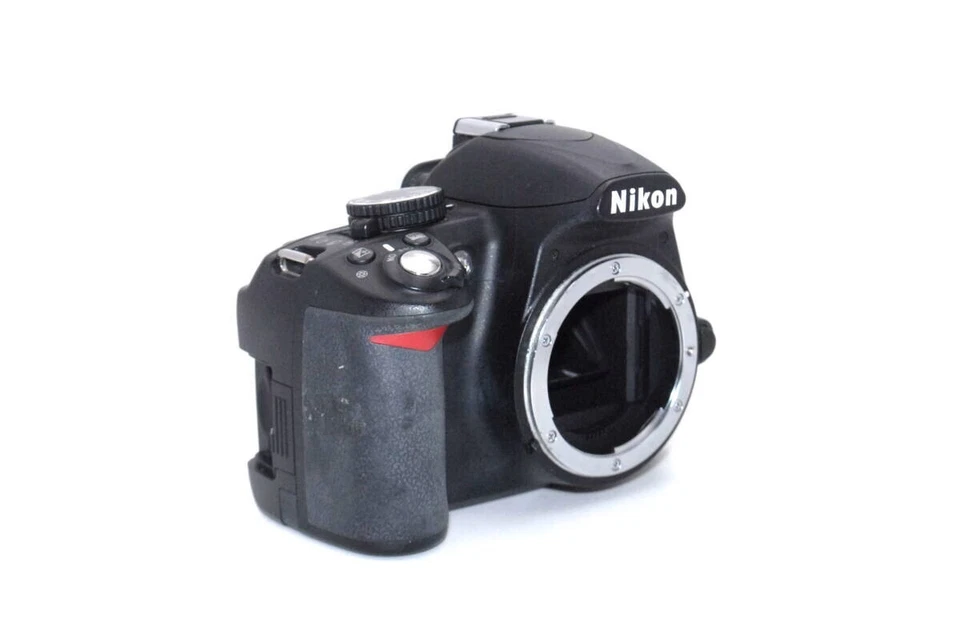 Nikon D3100 14.2MP Digital SLR Camera Only Body Japan Excellent F/S - Image 3 of 4