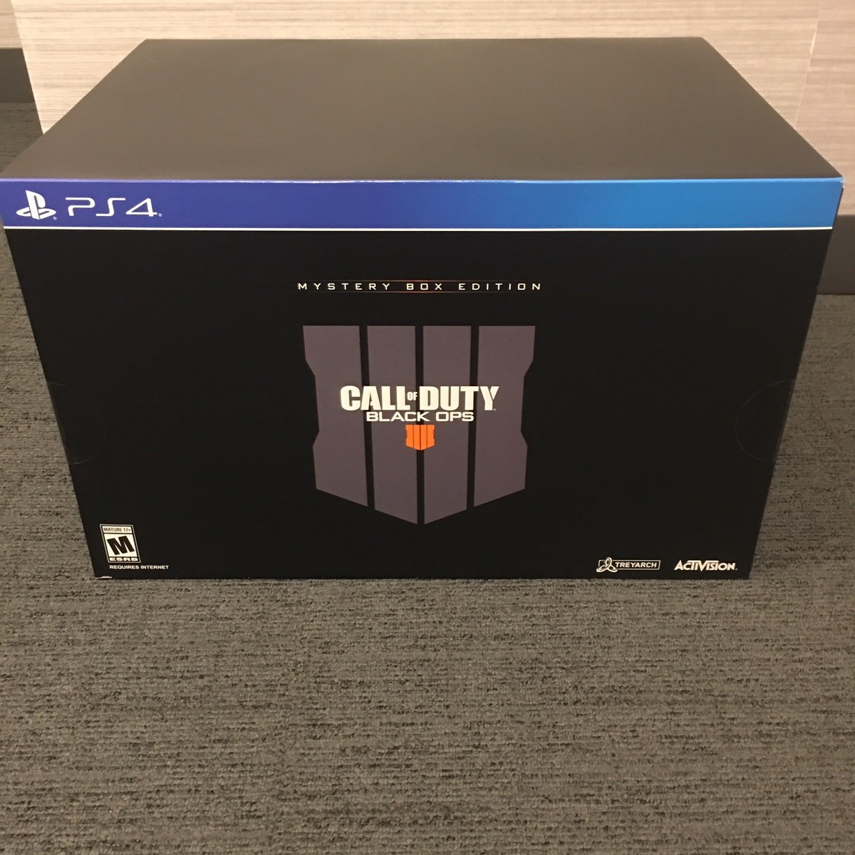 Call Of Duty Black Ops Collector's Edition PS4 (BRAND NEW IN BOX)