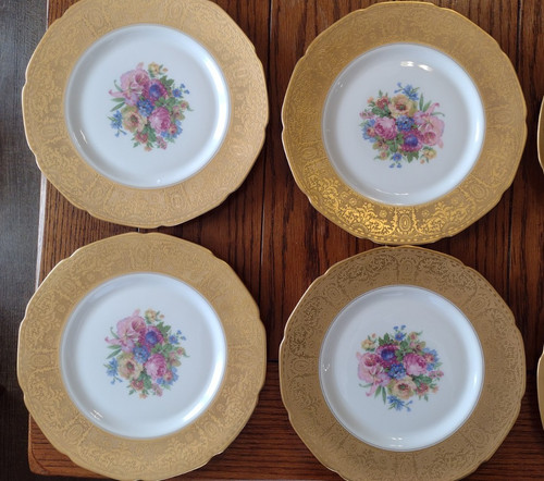 Vintage H&C Heinrich & Co Bavaria Deluxe USA Floral Gold Encrusted Dinner Plates