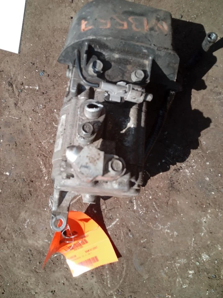 Compresor de aire acondicionado usado se adapta a: 2015 Scion FR-S grado A Foto 3 de 4