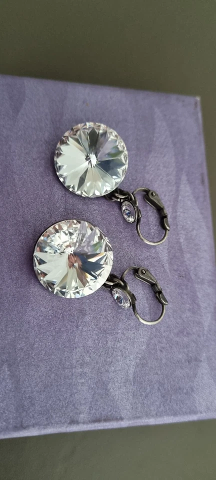 Brincos de cristais KOMPLOTT - Imagem 3 de 4