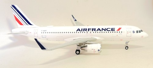 Airbus A320 Air France Gemini Jets Diecast Collectors Model 1:200 G2AFR1208