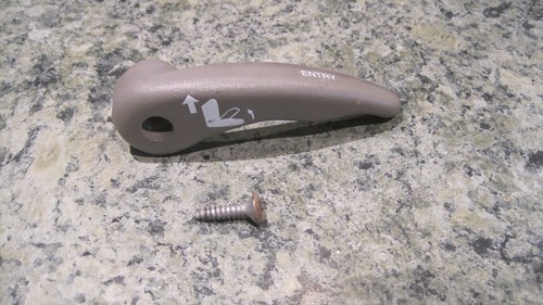 1999 Chevrolet C3500 Truck OEM DRIVER LEFT UPPER SEAT RECLINE LEVER GRAY - Photo 1/3