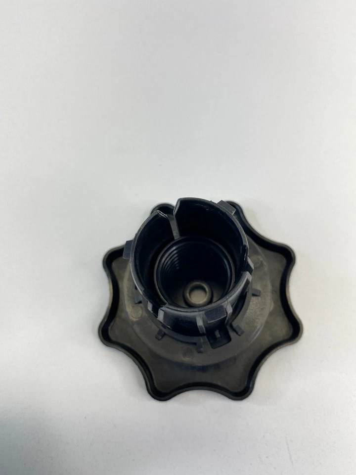 05 06 07 08 Soporte retenedor tuerca perno montaje rueda neumático repuesto Audi A4 A4 Quattro Foto 4 de 4