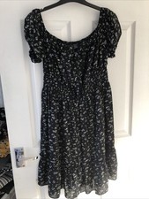 LADIES - Black Short Sleeve Floral Patterned Dress - SHEIN - Size L - BX120