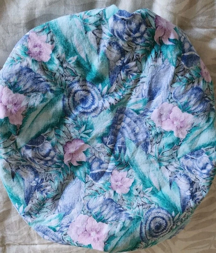 Vintage 90s SCRUBS Doctors/ Nurse Cap/Hair Net Floral Great Condition  - Image 4 of 4