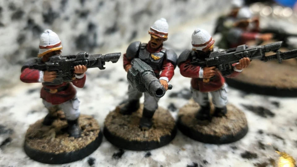 Warhammer40K Praetorian Guard 步兵(12 件装)全彩绘和组装 — 第 3/4 张图片